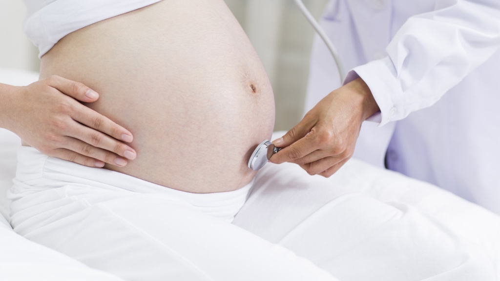 doctor-and-pregnant-woman.jpg doctor-and-pregnant-woman.jpg