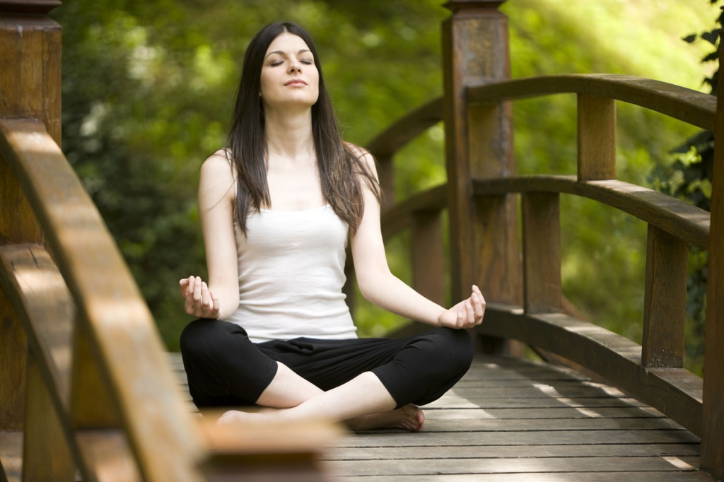 Yoga.jpg Yoga.jpg