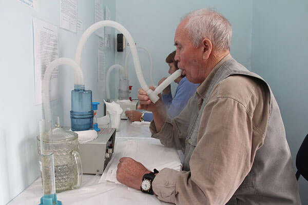 Сеанс лечебной ингаляции Ингаляция нижних дыхательных путей усилит работу препаратов и ускорит процесс выздоровления